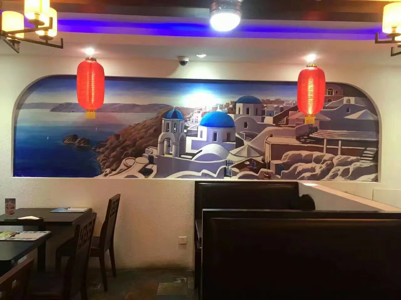 怡丽墙绘.jpg